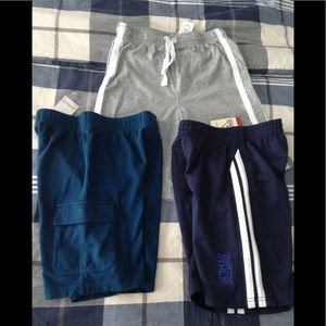 Set of three boy's shorts in size 7
